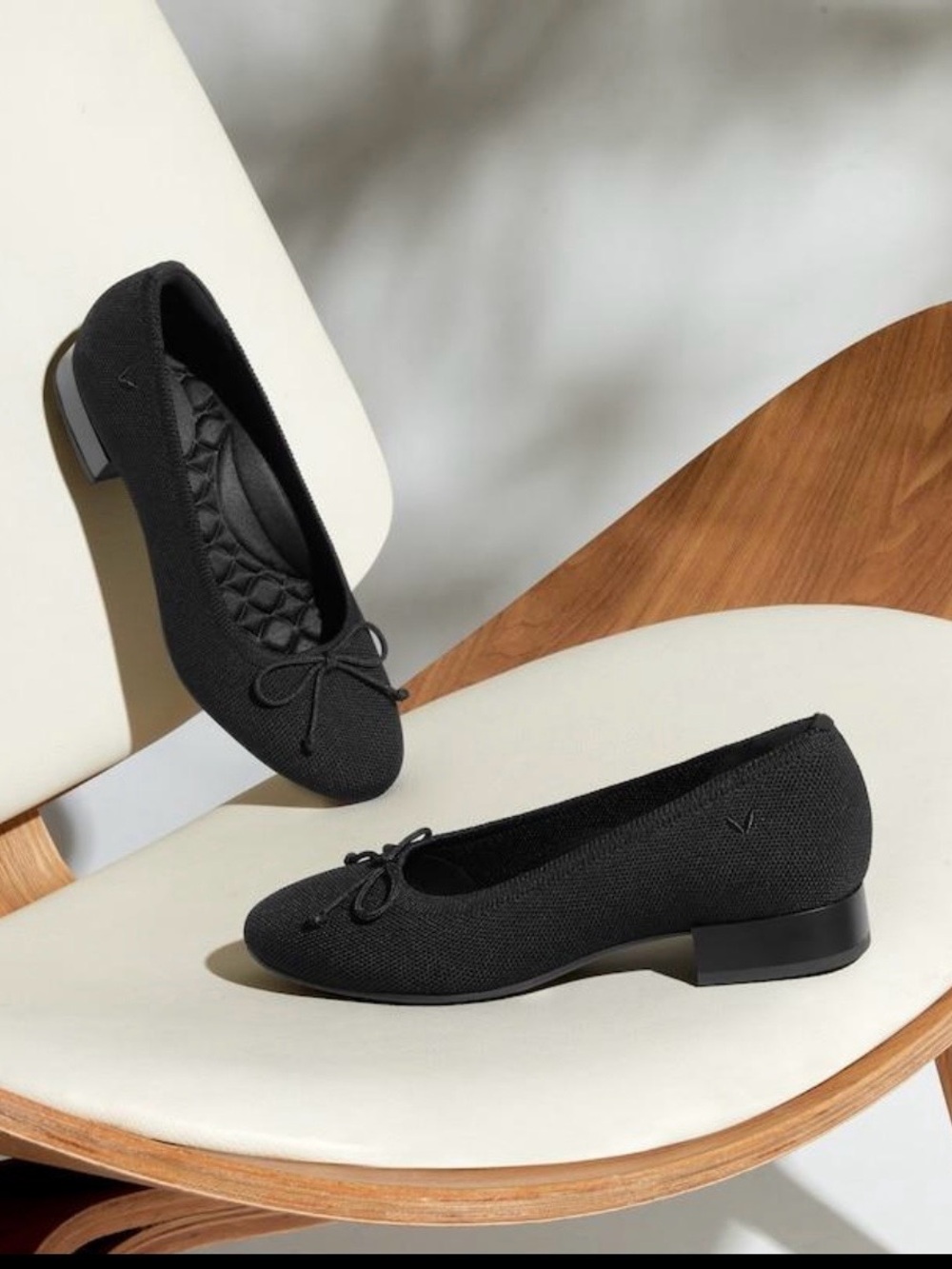 Vivaia Bianca Stacked Heel Ballet Flats